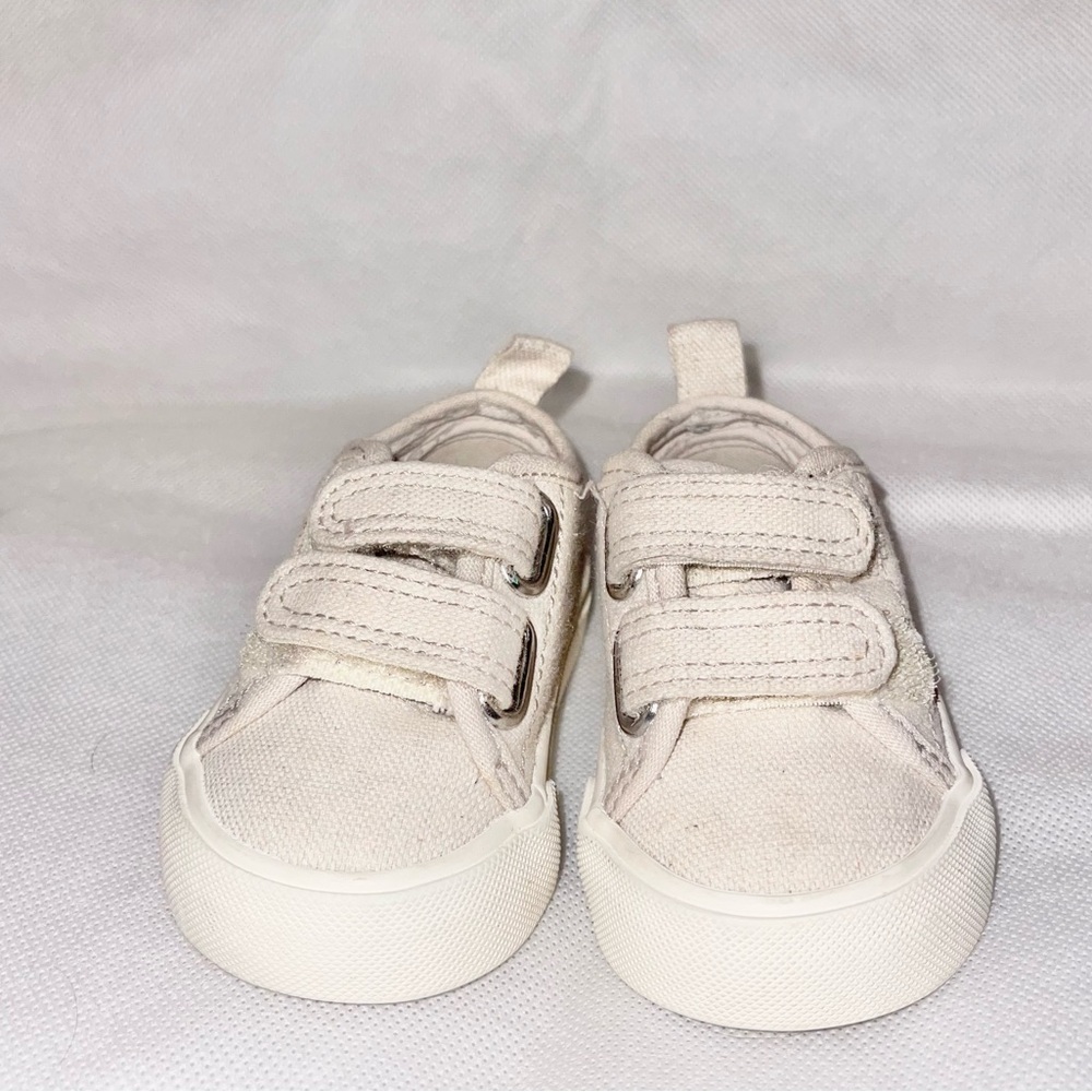 H&M Cream Sneakers Velcro Straps Toddler Size 4-5C